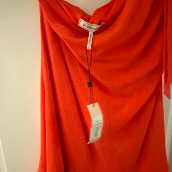 ✨NWT✨ BCBGenerational hibiscus size 8 one shoulder cocktail dress - Picture 3 of 5